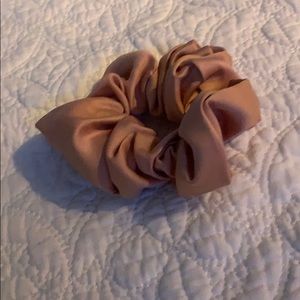 Tan-ish pink scrunchie